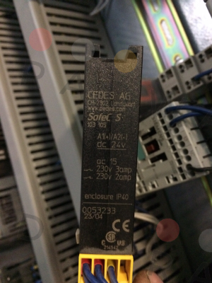 Allen Bradley (Rockwell)-SafeC S 103 105 obsolete, replaced by 440R-N23132 or 440R-N23135  price